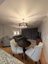 6970 California Ave SW in Seattle, WA - Building Photo - Building Photo