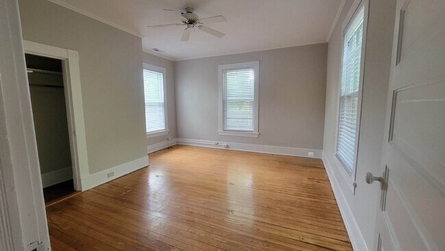 511 Cleveland St, Unit Pine #3 in Raleigh, NC - Building Photo - Building Photo