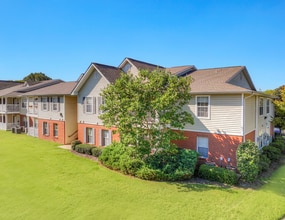 Atlas at Goodlett Farms in Cordova, TN - Building Photo - Building Photo