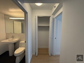 East 39th Street in New York, NY - Building Photo - Building Photo