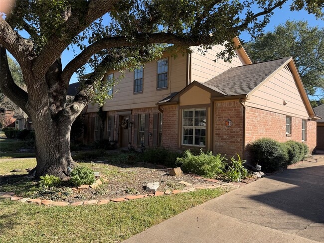 property at 20307 Pittsford Dr