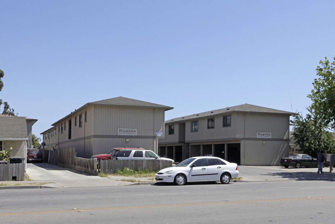 1144 N Sanborn Rd in Salinas, CA - Building Photo