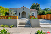 820 N Sierra Bonita Ave in Los Angeles, CA - Foto de edificio - Building Photo