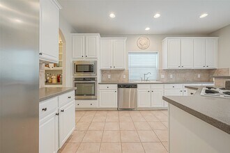 4202 Stone Oak Ct in Missouri City, TX - Building Photo - Building Photo