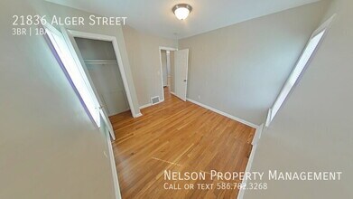 21836 Alger St in St. Clair Shores, MI - Building Photo - Building Photo
