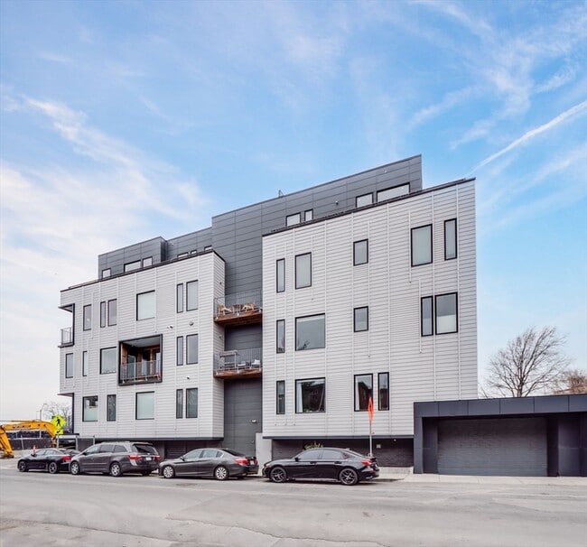 property at 2 W Sixth St