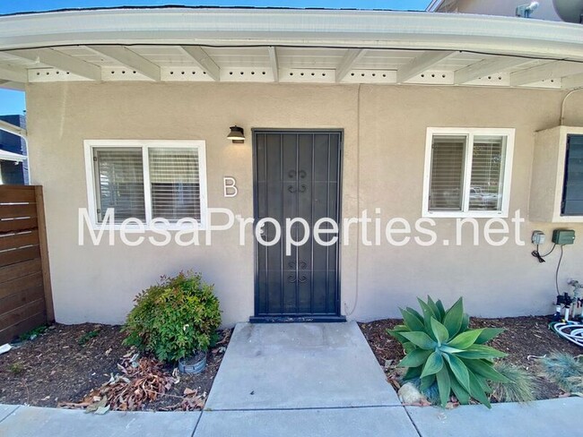 176 S 2nd Ave in Upland, CA - Building Photo - Building Photo