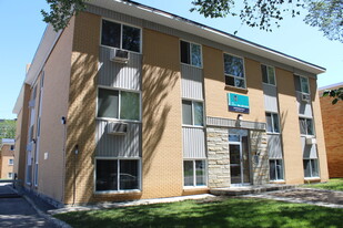 Ret 4019 Apartments