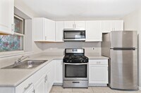 2024 N Gratz St photo'