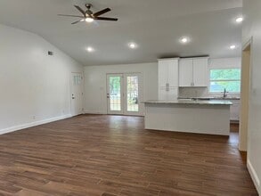 1805 Starling Dr in Jonesboro, AR - Building Photo - Building Photo