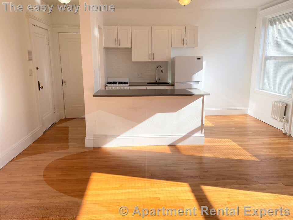 170 Maple St in Malden, MA - Building Photo