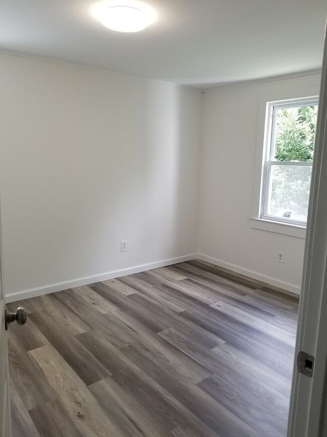 305 Russell Ave in Vineland, NJ - Building Photo - Building Photo