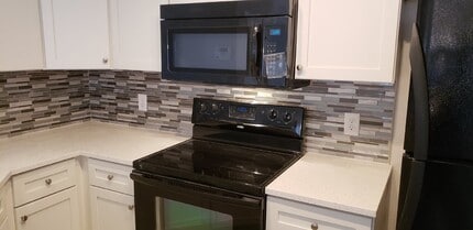 117 Black Watch Dr in Hilton Head Island, SC - Building Photo - Building Photo