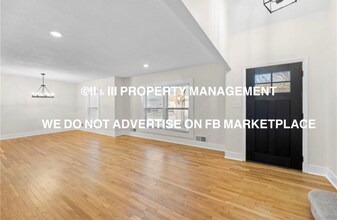 1421 E Stagecoach Dr in Olathe, KS - Building Photo - Building Photo