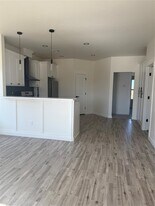 5113 Brooke Rd in Tuttle, OK - Building Photo