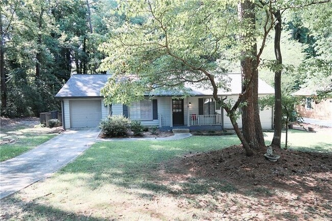 property at 2894 Sawgrass Trail SW