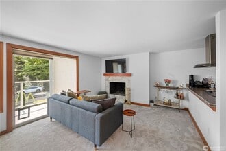 1730 Taylor Ave N, Unit 302 in Seattle, WA - Building Photo - Building Photo