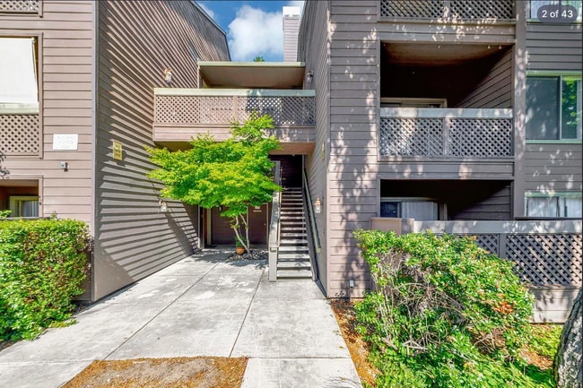 property at 1046 Yarwood Ct