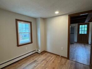 13 Lovett St in Beverly, MA - Building Photo - Building Photo