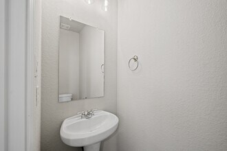 831 Oakland Dr in Houston, TX - Building Photo - Building Photo