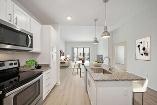 3333 Central Gardens Cir, Unit Champion in Palm Beach Gardens, FL - Building Photo