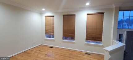 2601 Tarleton Corner Dr in Herndon, VA - Building Photo - Building Photo
