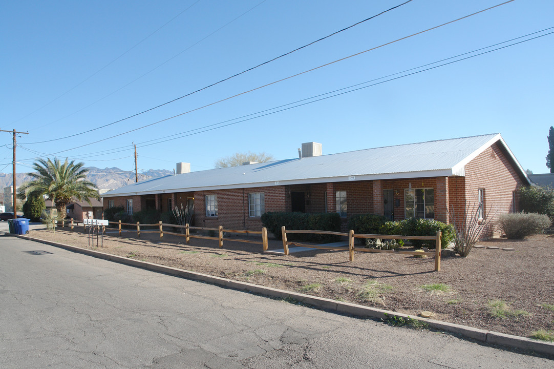 Marlo Apartments in Tucson, AZ - Building Photo