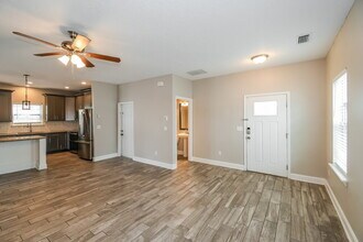 522 Meldrum Ln in Orange Park, FL - Building Photo - Building Photo