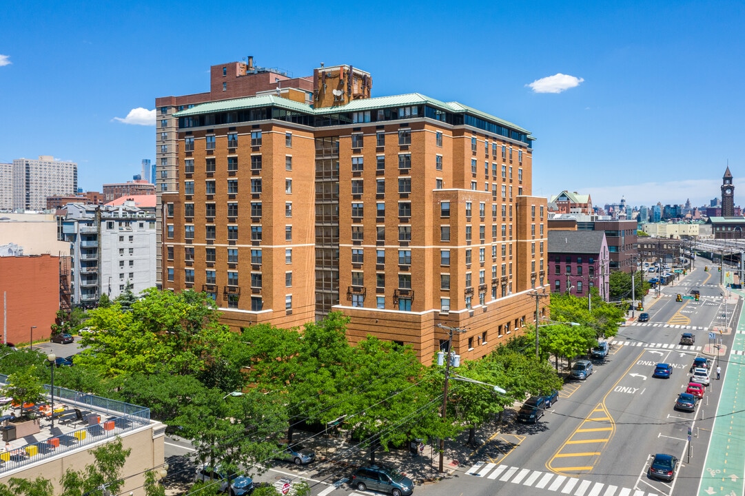 Observer Park in Hoboken, NJ - Foto de edificio