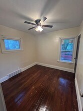 13513 Benwood Ave-Unit -13513 Benwood Ave #1 in Cleveland, OH - Building Photo - Building Photo