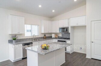 4314 W Ave J 1 in Lancaster, CA - Building Photo - Building Photo