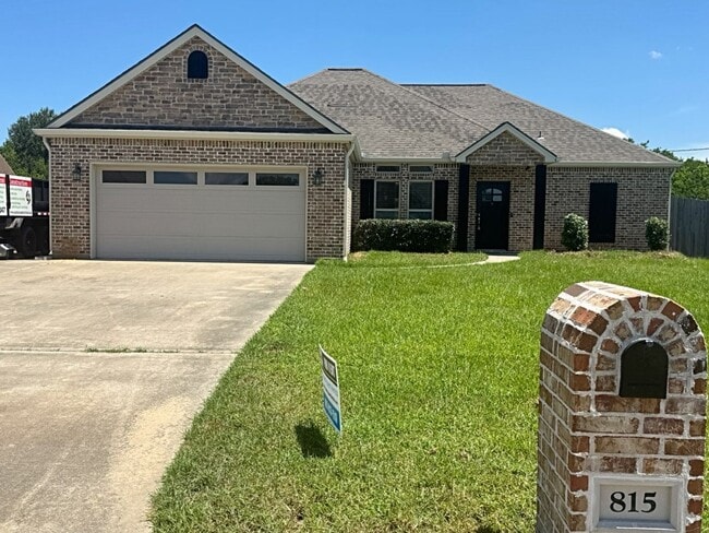 property at 815 Amber Kay Ln