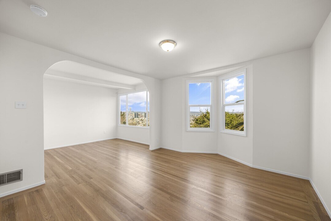 79-81-81 Park Hill Ave in San Francisco, CA - Building Photo