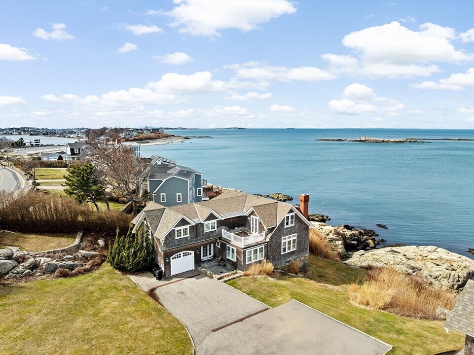465 Jerusalem Rd in Cohasset, MA - Building Photo