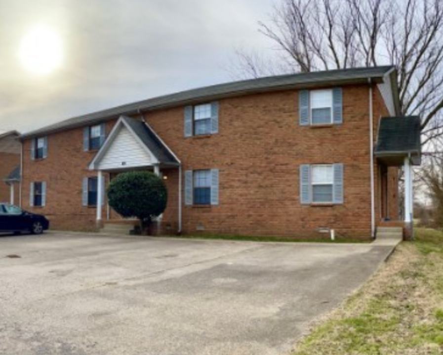 1620 Baltimore Dr in Clarksville, TN - Building Photo