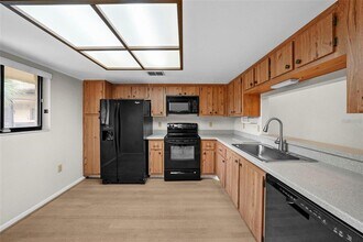 2679 Sabal Springs Cir in Clearwater, FL - Building Photo - Building Photo