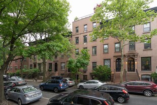 375 Clinton St Apartments