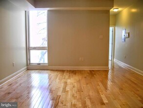 319 N Preston St in Philadelphia, PA - Building Photo - Building Photo