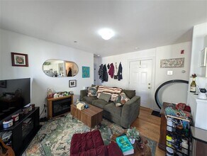 31-33 Roberts Rd in Cambridge, MA - Building Photo - Building Photo