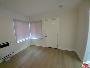 4215 S Budlong Ave in Los Angeles, CA - Building Photo - Building Photo