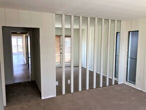 6313-6315 Vista Del Mar in Los Angeles, CA - Building Photo - Building Photo