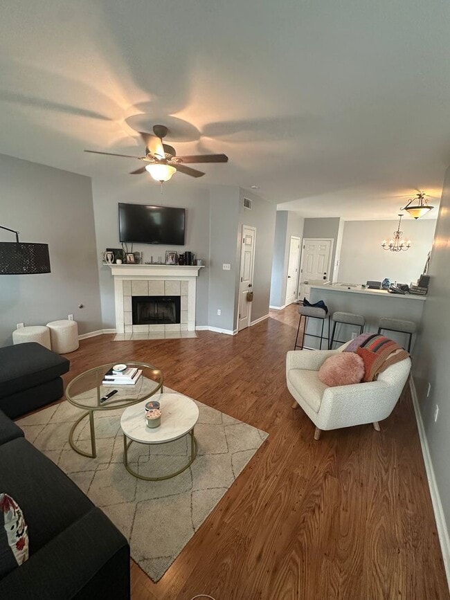 1080 Island Mist Cir in Memphis, TN - Building Photo - Building Photo