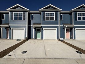 105 S Grassland Rd in Surf City, NC - Building Photo