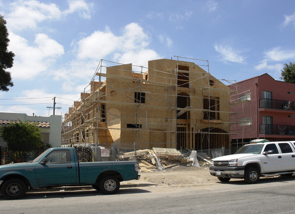 6012 Barton Ave in Los Angeles, CA - Foto de edificio