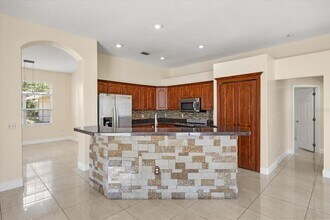 1376 Shelter Rock Rd in Orlando, FL - Building Photo - Building Photo