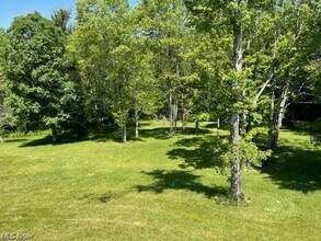 18130 Winterset Ln in Lore City, OH - Building Photo - Building Photo