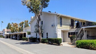 1192 Mitchell Ave in Tustin, CA - Building Photo