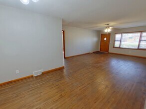 2122 S Chautauqua Ave in Wichita, KS - Building Photo - Building Photo