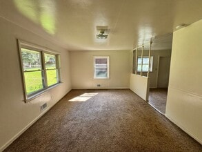 734 Vale St in Shelby, NC - Building Photo - Building Photo