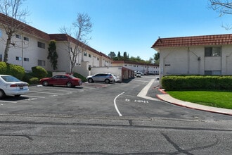Casa Dorada in San Diego, CA - Building Photo - Building Photo